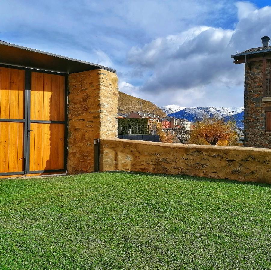 Apartament "Enclau" Turismo Rural Cal Rialla Llivia Exterior photo